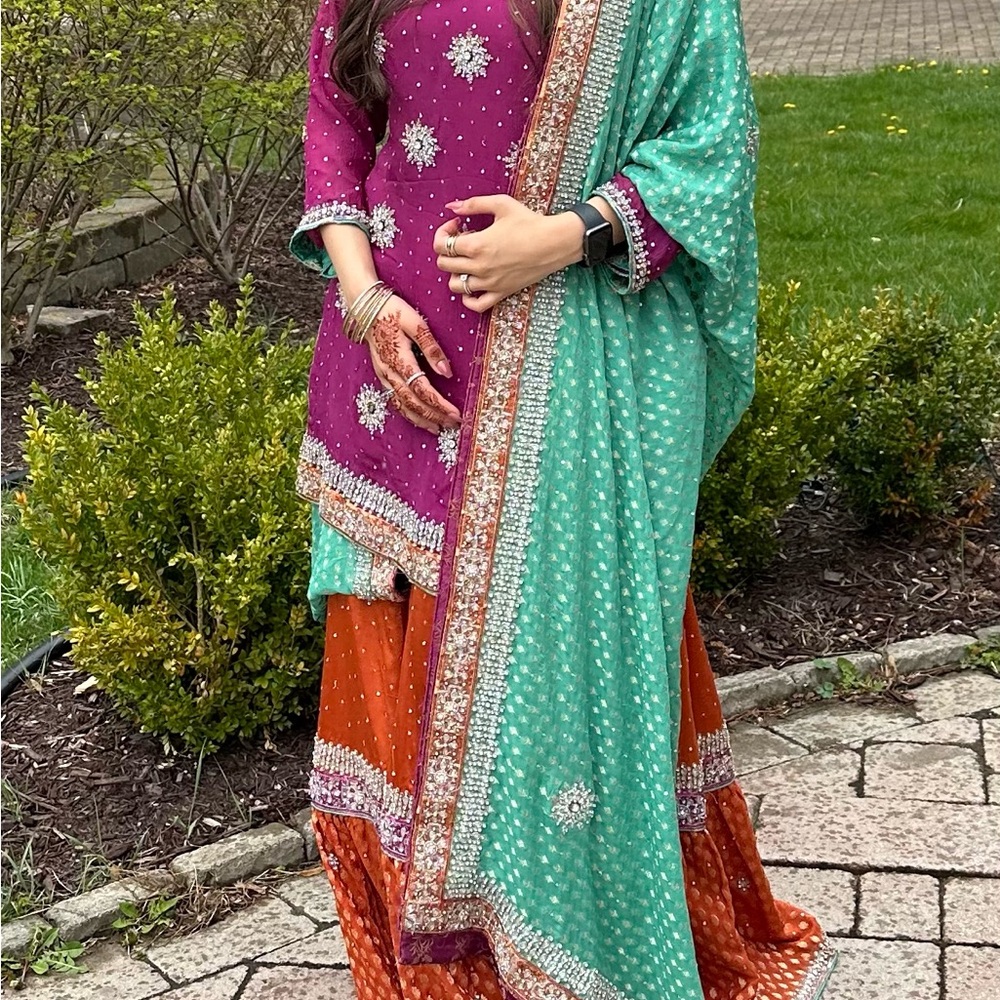 Mehndi / Dholki Lengha
